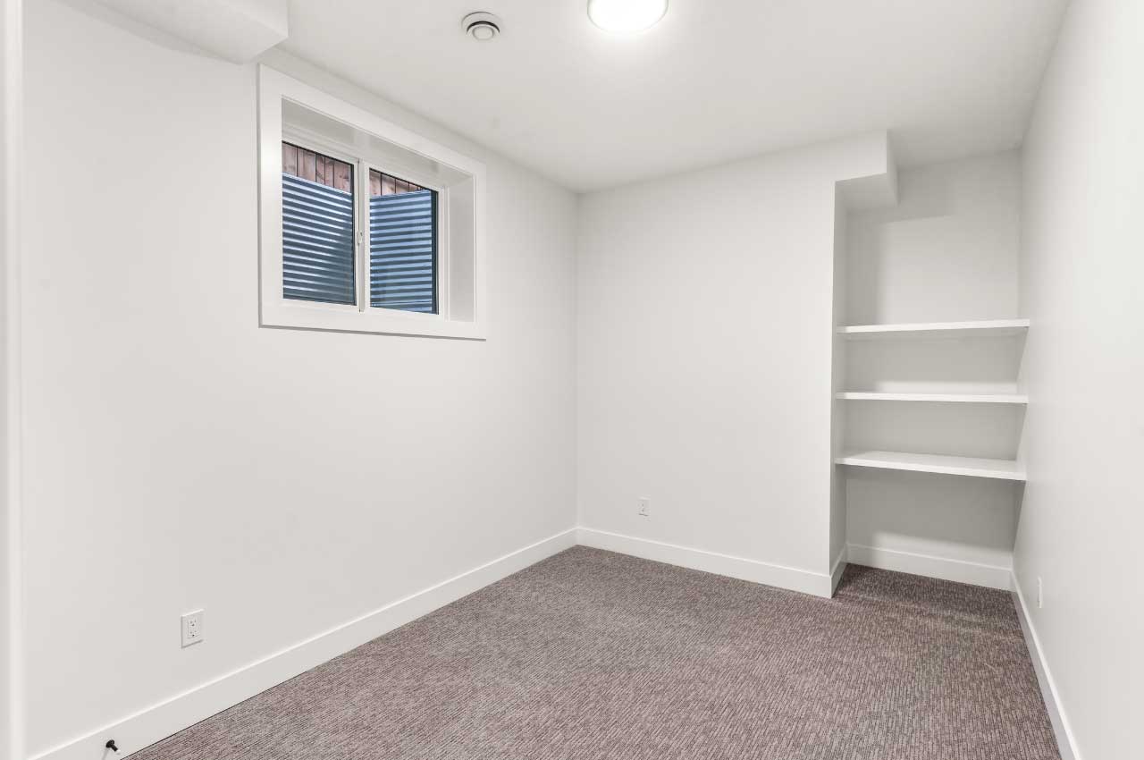 3413-exshaw-road-nw-3