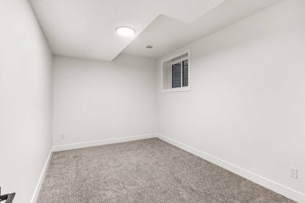 3413-exshaw-road-nw-4